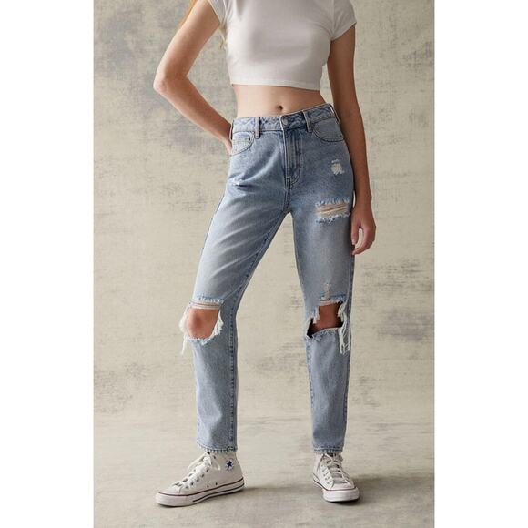 PacSun Eco Light Blue Distressed Mom Jeans Women's Size 26 Light Wash - Picture 16 of 16